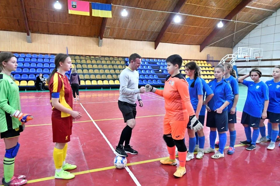 Чемпіонат України з футзалу: Славутицькі дівчата здобувають квиток до фіналу фото №3