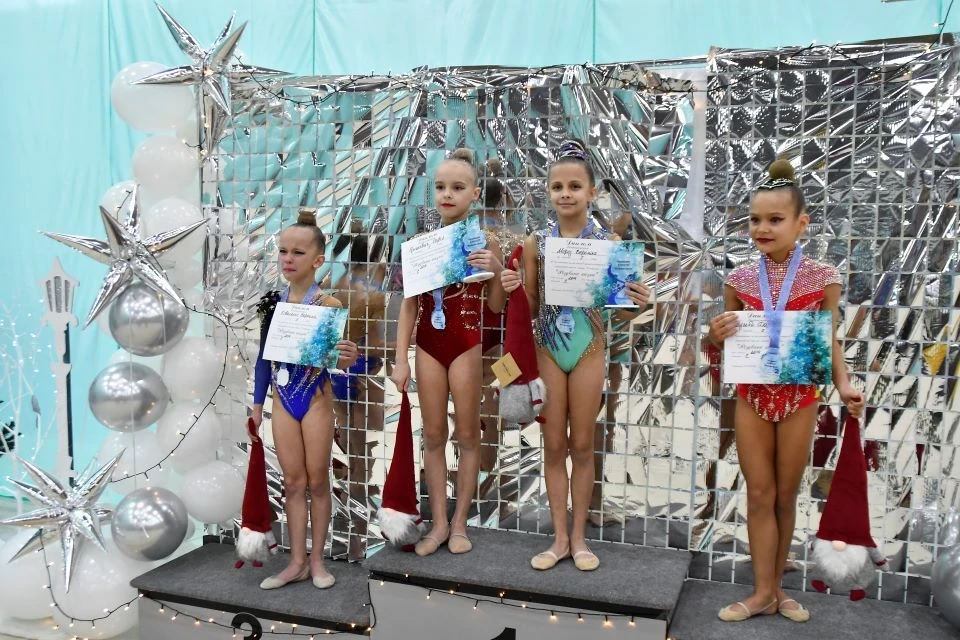 Різдвяна Казка: Успішний чемпіонат з художньої гімнастики у Славутичі (ФОТО-РЕПОРТАЖ) фото №14