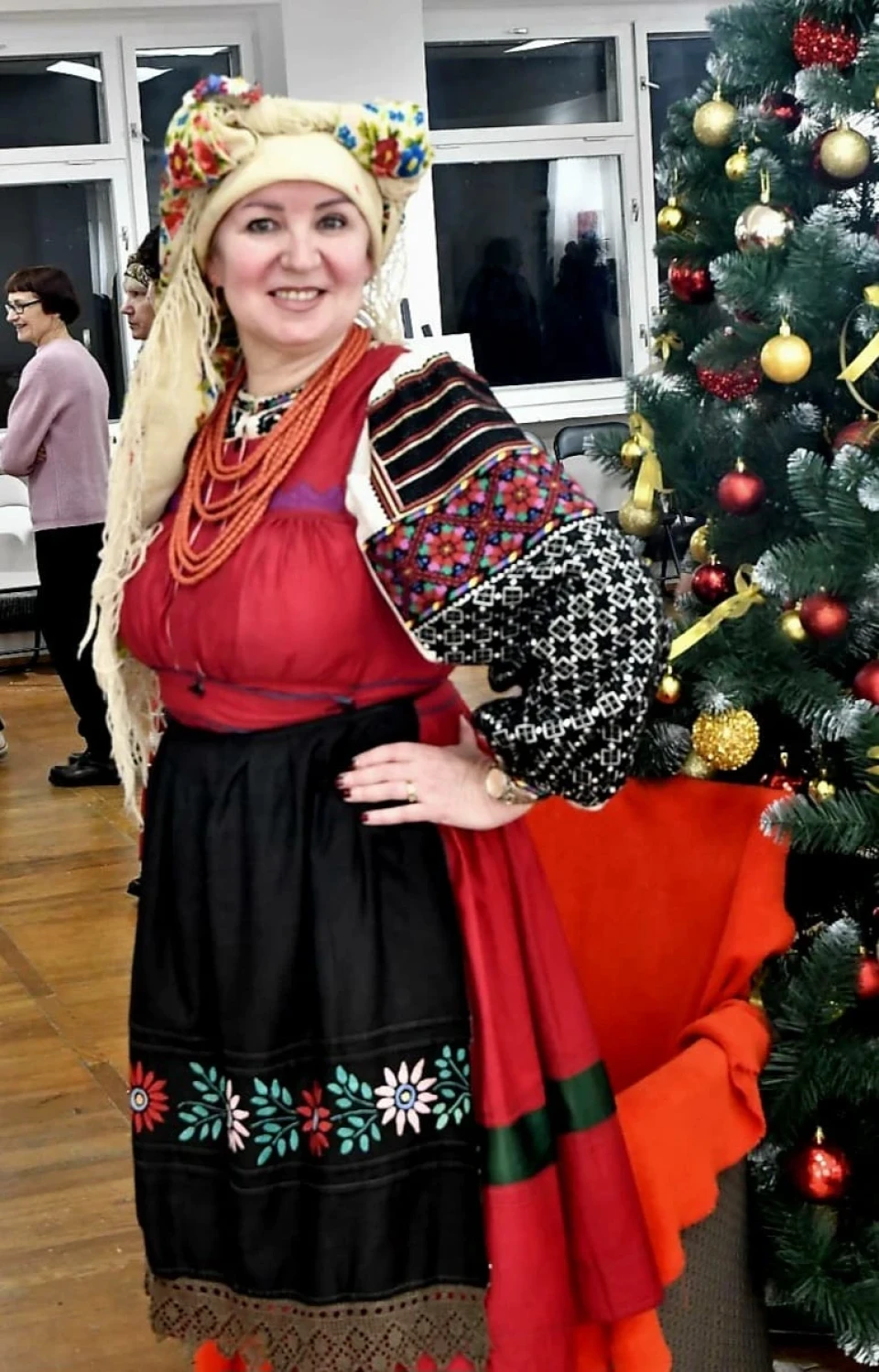 Різдвяні вечорниці у Славутичі: Святкова благодійність фото №2