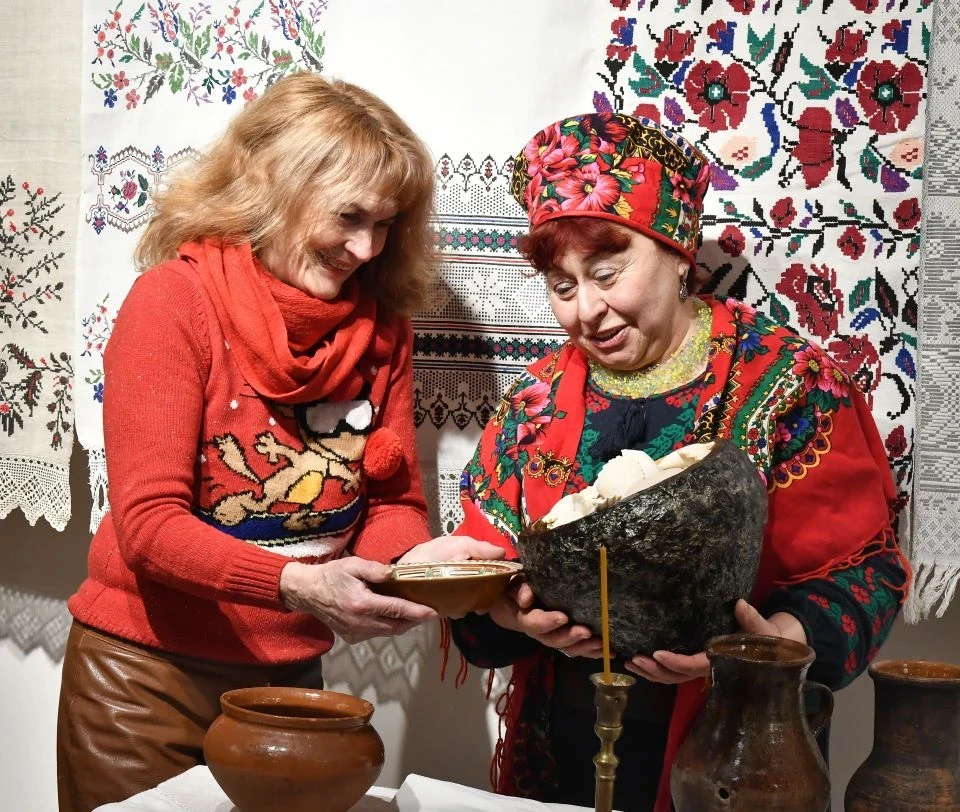 Різдвяні вечорниці у Славутичі: Святкова благодійність фото №52