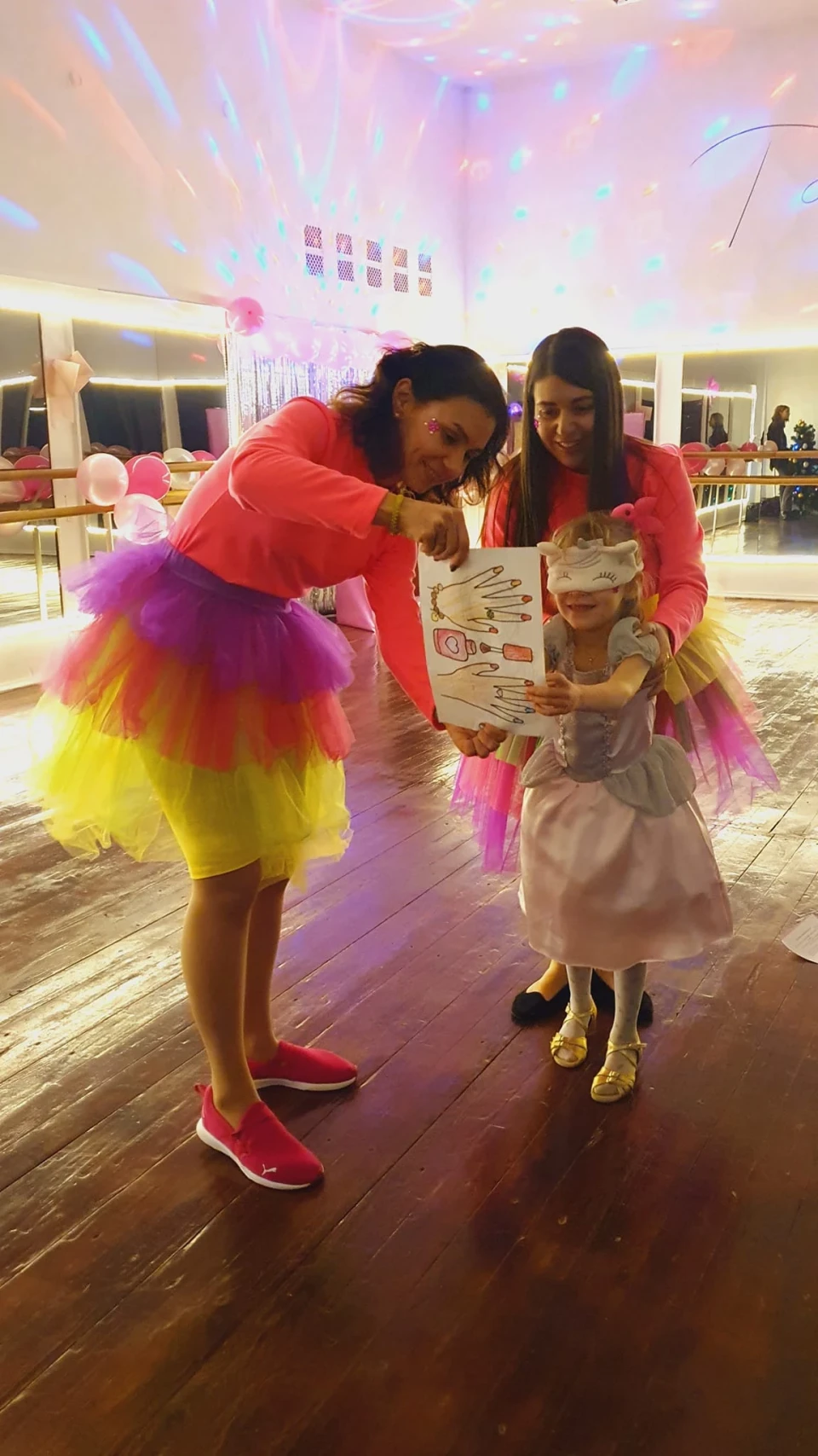 "Barbie-style" у Палаці Дітей та Молоді: Вечірка для маленьких принцес фото №7