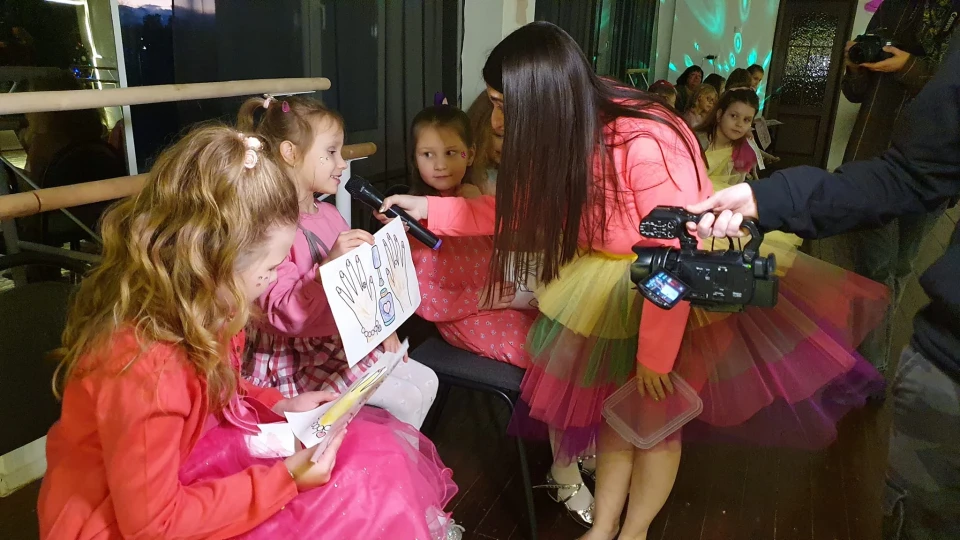 "Barbie-style" у Палаці Дітей та Молоді: Вечірка для маленьких принцес фото №17