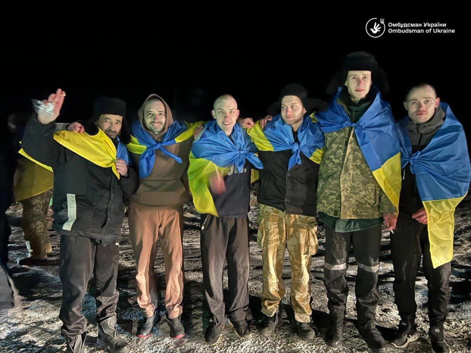 Відбувся ОБМІН ПОЛОНЕНИМИ! Додому повернулись 5 нацгвардійців ЧАЕС! 230 українських воїнів вдома!  фото №2