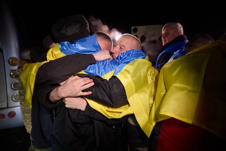 Відбувся ОБМІН ПОЛОНЕНИМИ! Додому повернулись 5 нацгвардійців ЧАЕС! 230 українських воїнів вдома!  фото №8