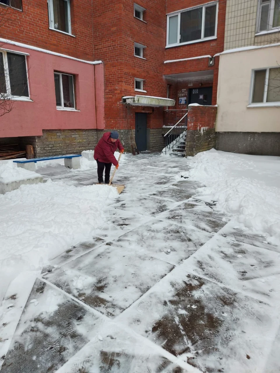 Працюють для нас: Комунальники міста Славутич під час негоди і снігопадів фото №8