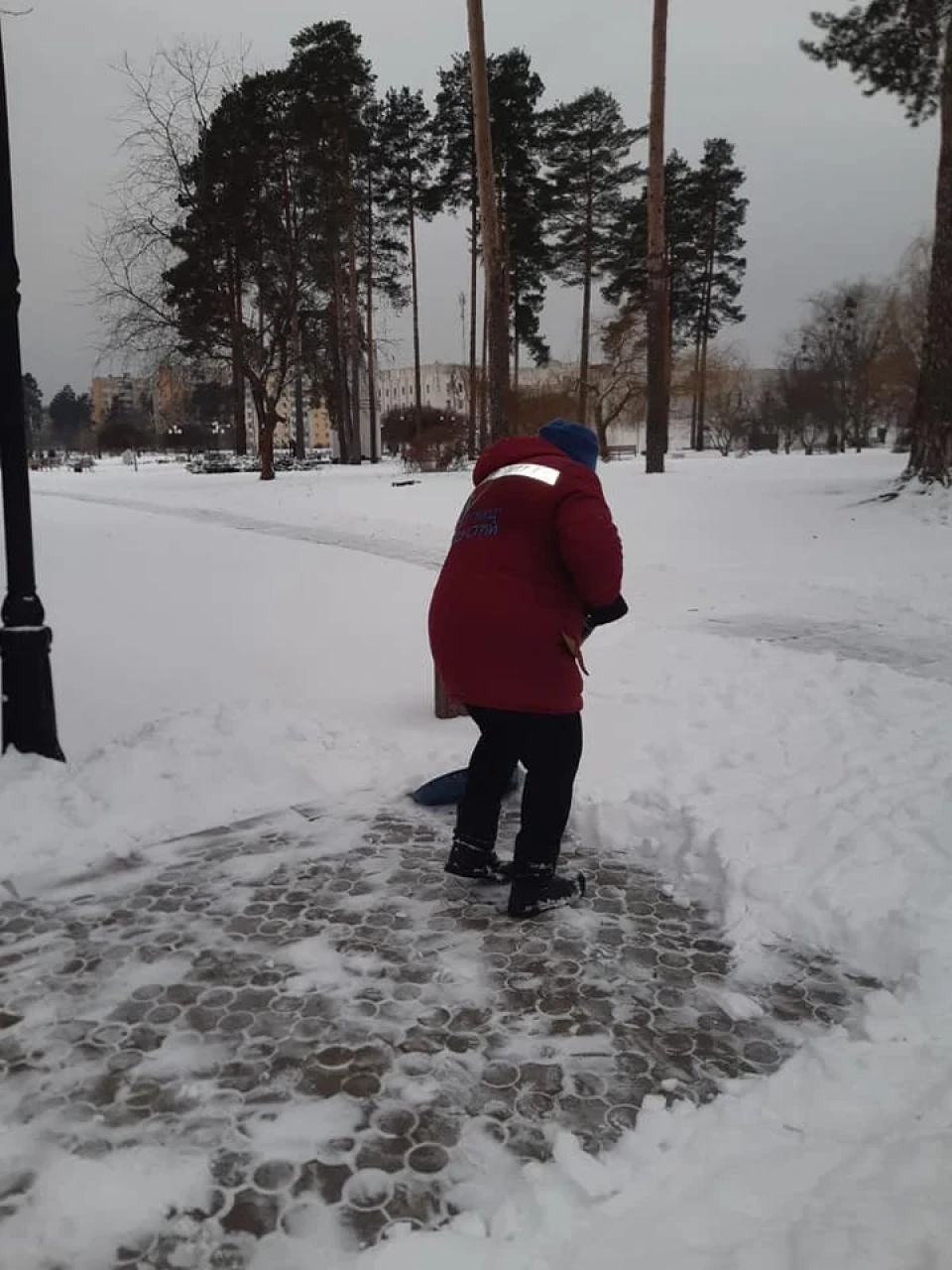 Працюють для нас: Комунальники міста Славутич під час негоди і снігопадів фото №19
