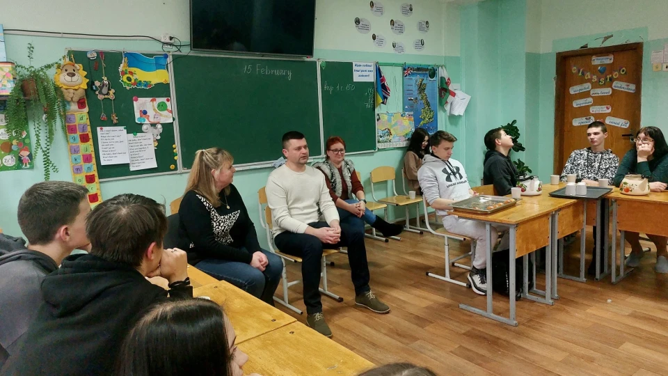 Шкільна зустріч, що ламає стереотипи про гендер у професіях в Славутицькому ЗЗСО №1  фото №2