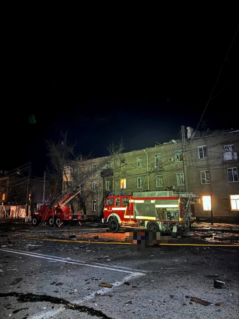 Трагічна ніч для Харкова: внаслідок атаки «шахедами» загибло 4 людини, пошкоджені житлові квартали фото №3
