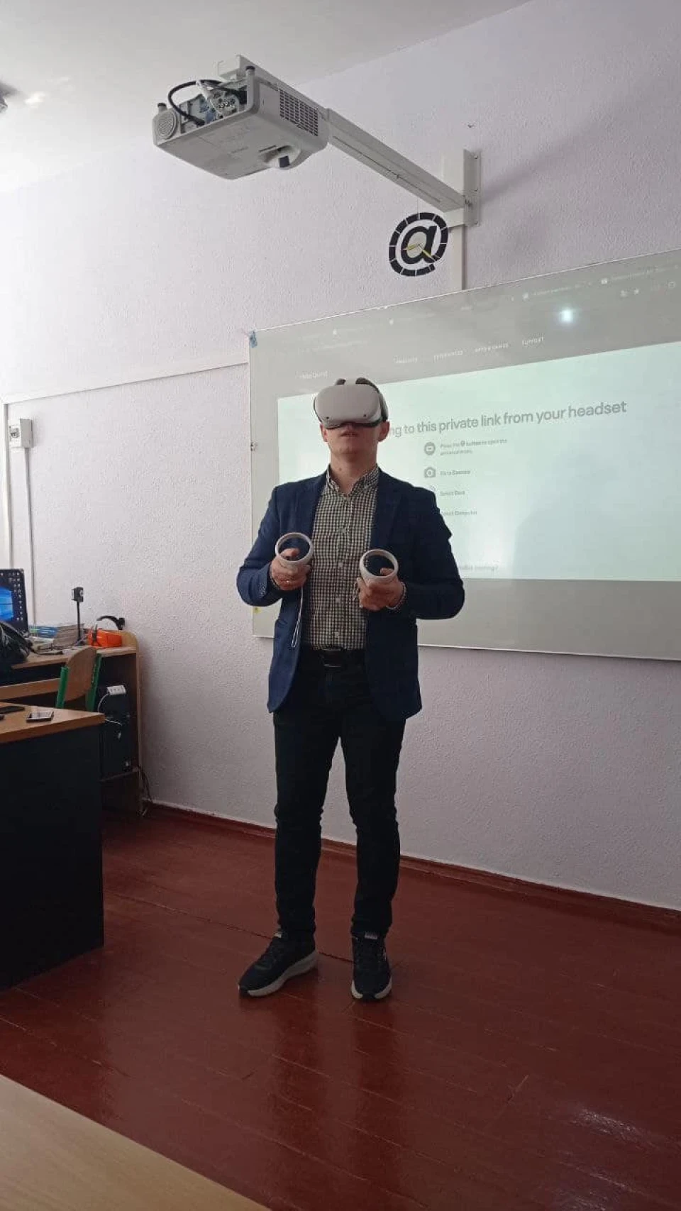 Віртуальна революція в освіті: презентація освітньої системи AR Book у Славутичі фото №5