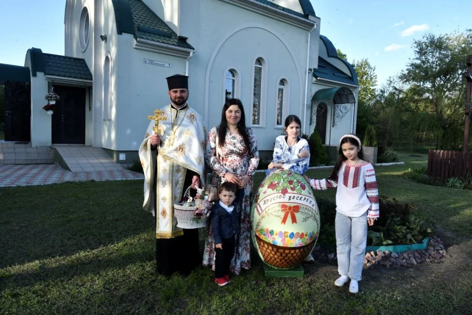 Святкове Великоднє освячення та богослужіння у Славутичі фото №28