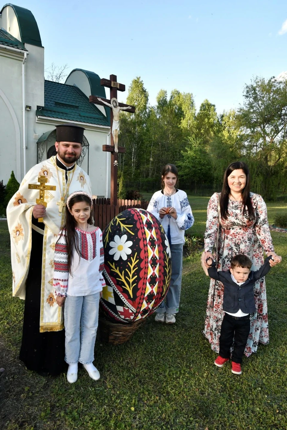 Святкове Великоднє освячення та богослужіння у Славутичі фото №29