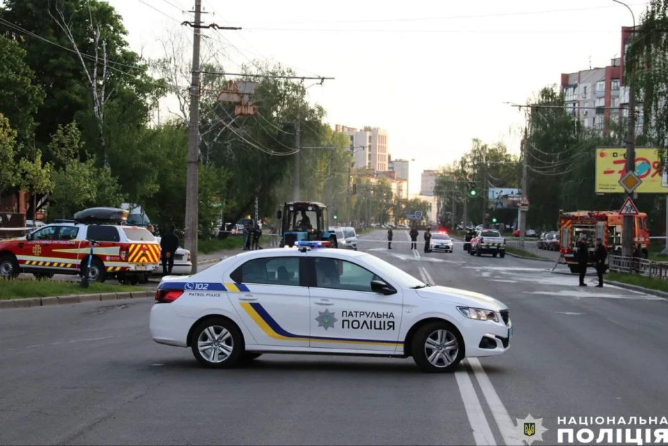 Вибухнув банк: У Чернігові поліція розслідує обставини вибуху фото №1