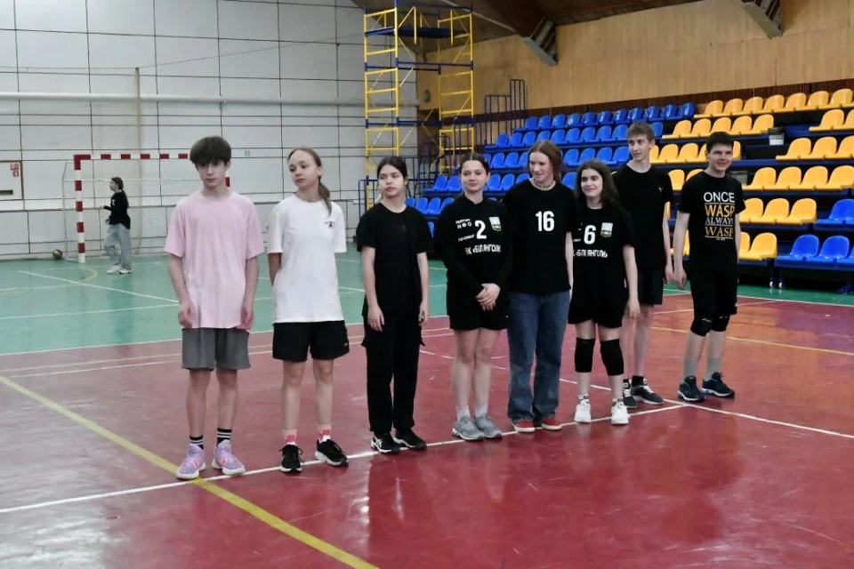 День народження волейбольної школи Славутича: Святковий турнір фото №11