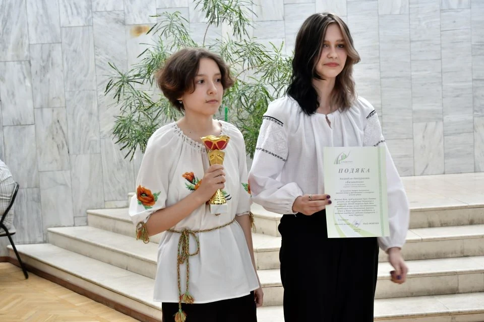 Ми – Українці! Нагородження обдарованих та талановитих дітей Славутича фото №21
