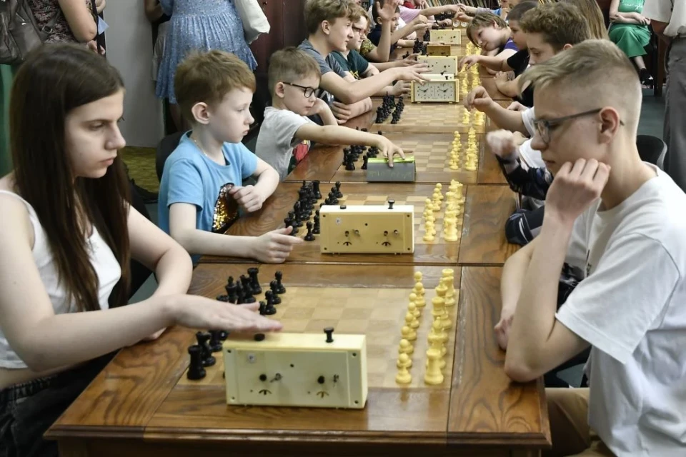 У Славутичі відбувся турнір із шахів (фоторепортаж) фото №5