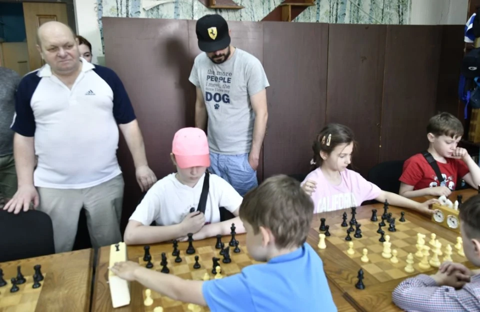 У Славутичі відбувся турнір із шахів (фоторепортаж) фото №9