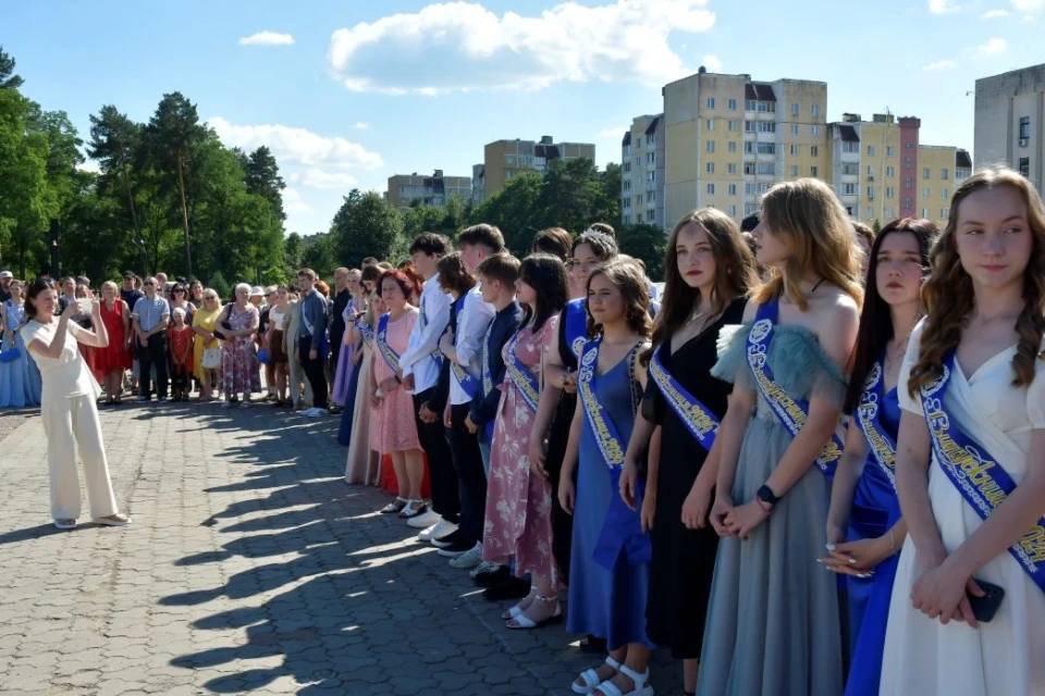 Славутич вітає випускників 2024 року фото №5
