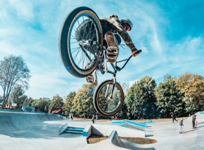 Какие аксессуары нужны для занятий BMX