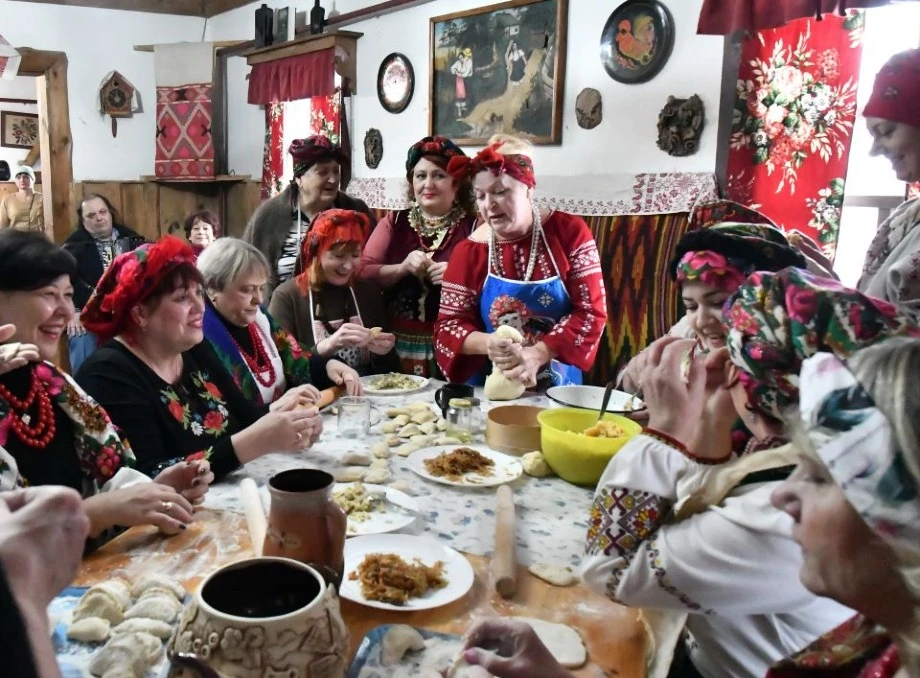 Смаколики Захисникам: Національна кухня, Українська пісня і Незламна душа