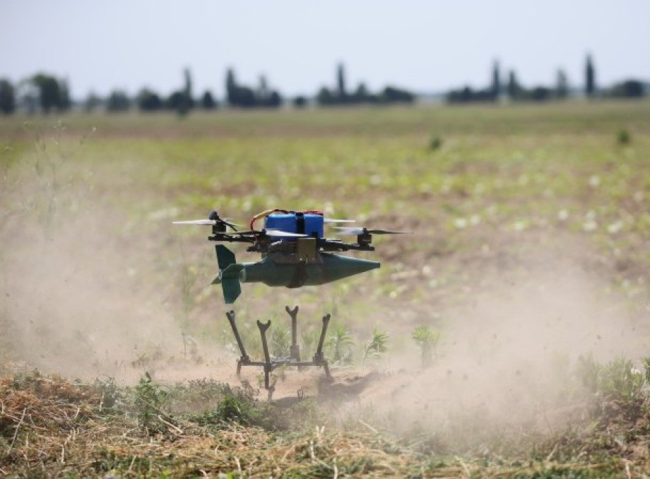 Росіяни вдарили КАБами, "шахедами" та FPV-дронами по трьох громадах Чернігівщини