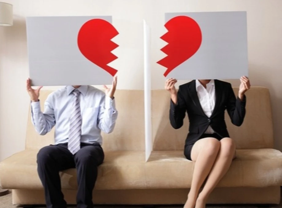 Кохання на межі: 7 факторів, що можуть вбити ваші стосунки