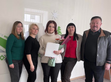 У Славутичі подякували прийомним батькам: дитина знайшла родину