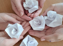 Квітка відродження: у Славутичі закликали долучитися до символічного челенджу