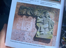 У Славутичі знищили керамічний рельєф в Єреванському кварталі