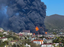У Туапсе знову уразили НПЗ: після удару спалахнула пожежа
