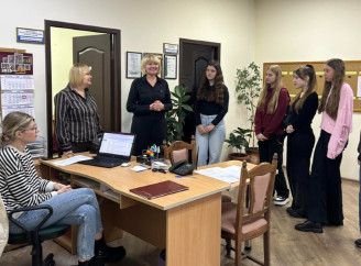 Освітній хакатон у Славутичі: учні на день стали працівниками управління освіти