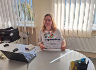 Радниця міського голови Славутича Катерина Логінова отримала сертифікат програми ULEAD