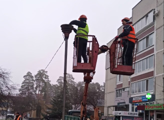 У Славутичі відновлюють зовнішнє освітлення: що вже зроблено