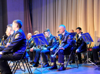 "Ти признайся мені, звідки в тебе ці чари…" — у Славутичі відбувся концерт, присвячений Володимиру Івасюку