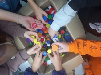 У Славутичі відзначили День переробки: що збирають учні ліцею