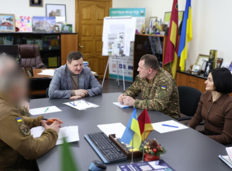 Командувач Нацгвардії приїхав до Славутича і зустрівся з родинами полонених