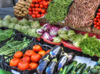 7 швидкорослих овочів, які можна сіяти вже навесні