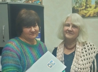 Фахівчиня Славутицького центру соціальних служб отримала подяку за роботу з протидії насильству