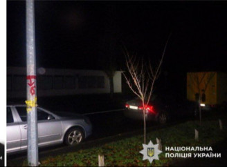 У Києві таксист побив пасажирку після конфлікту в салоні авто