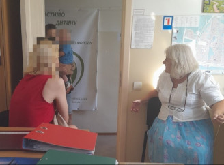 Славутицький центр соціальних служб надає безкоштовні консультації для батьків