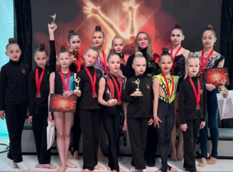 Гімнастки зі Славутича здобули перемоги на чемпіонаті міста