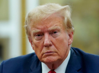 Трамп: готовий наростити постачання зброї Україні, але робить ставку на мирне врегулювання