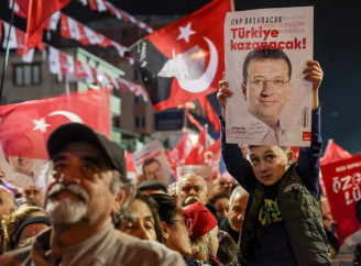 Меру Стамбула Імамоглу загрожують сотні років в’язниці у справі про корупцію