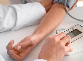 Українцям 40+ дадуть 2000 грн на безоплатний скринінг як працюватиме програма з 1 січня 2026 року