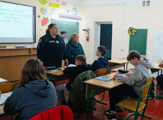 У Славутичі відбувся профілактичний рейд «Урок»