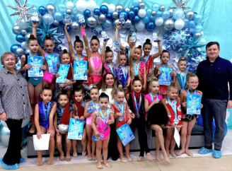 У Славутичі відбувся відкритий чемпіонат КДЮСШ з художньої гімнастики Різдвяна казка