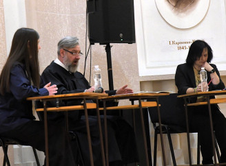 У Славутичі провели «літературний суд» над Тарасом Шевченком