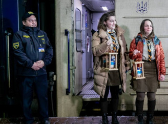 Вифлеємський вогонь миру прибув до Києва та вирушив по Україні