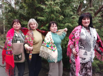 Славутицька бібліотечна система долучилася до Всесвітнього дня української хустки