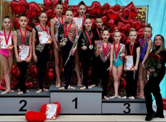 У Славутичі відбувся чемпіонат КДЮСШ з художньої гімнастики «З любов’ю в серці»