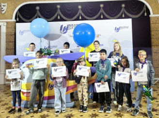 Діти загиблих Захисників зі Славутича відвідали театральну виставу та отримали підтримку до навчального року